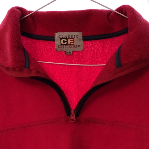 Red fleece sweater - Picture 3 of 3